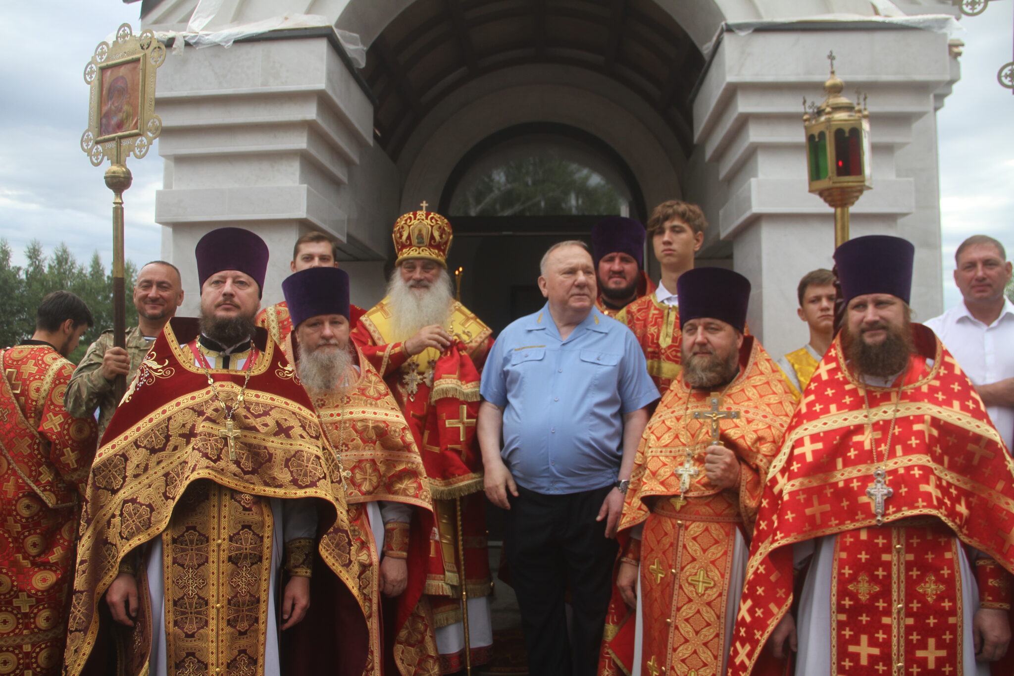 Митрополит Сергий совершил чин освящения часовни и совершил Божественную литургию