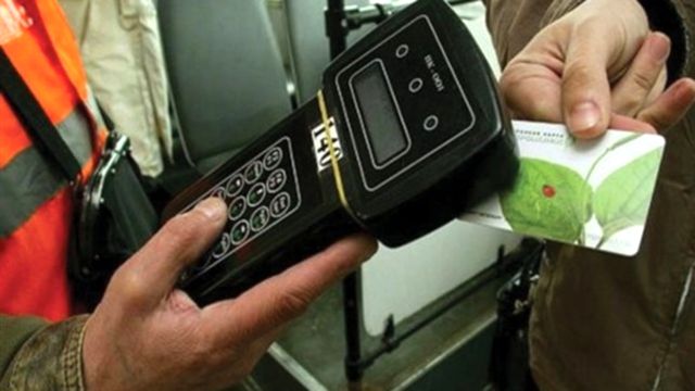 Автобусные перевозчики просят повысить тариф в Барнауле на 10 рублей